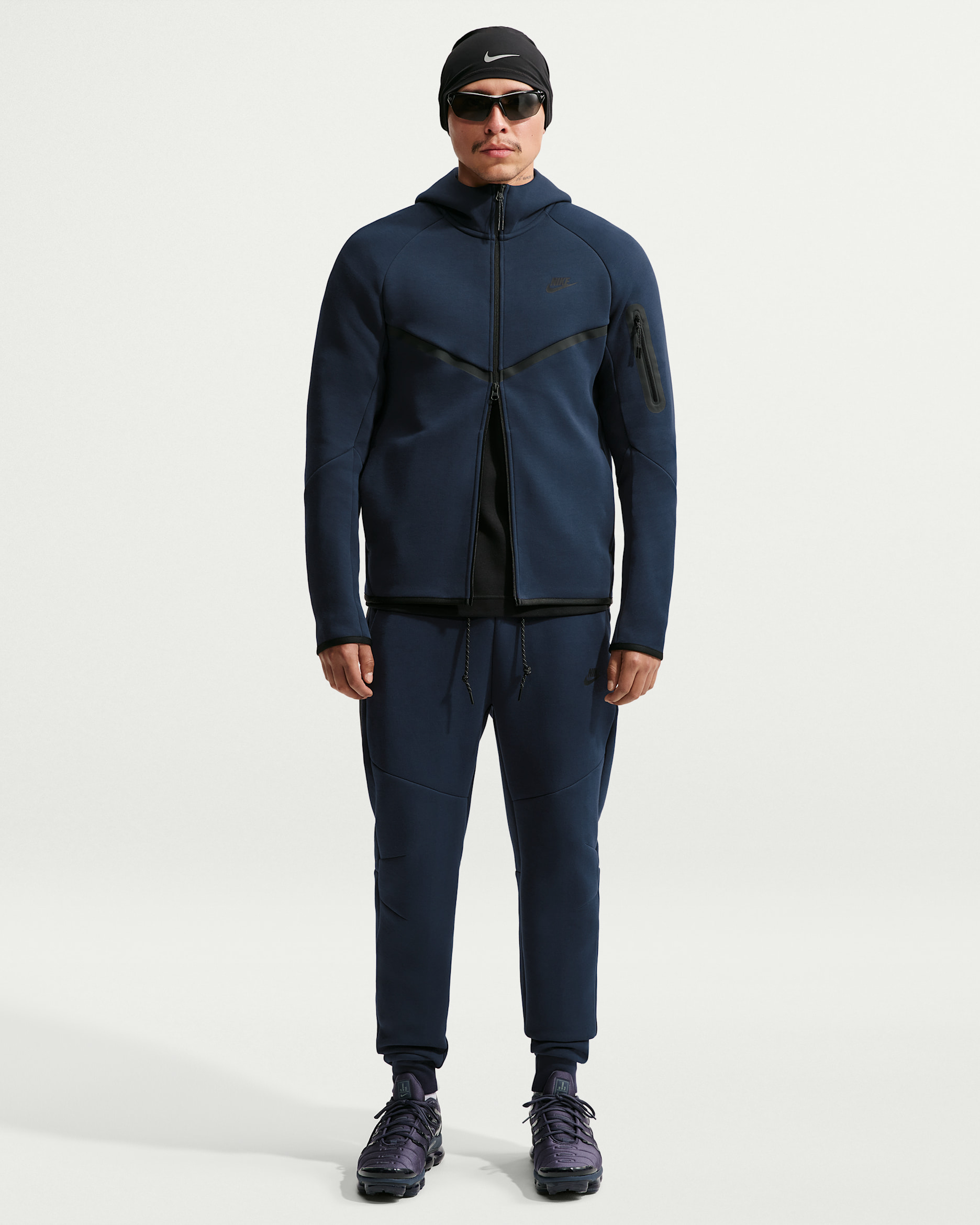 Nike Tech Men's Fleece Joggers. Nike LU